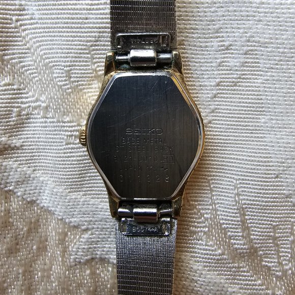 Seiko Quartz Dainty Black and Gold tone Watch - Picture 12 of 16